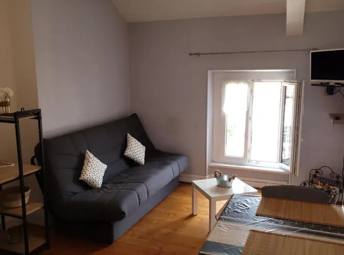 Au Pti Logis Du Summer *